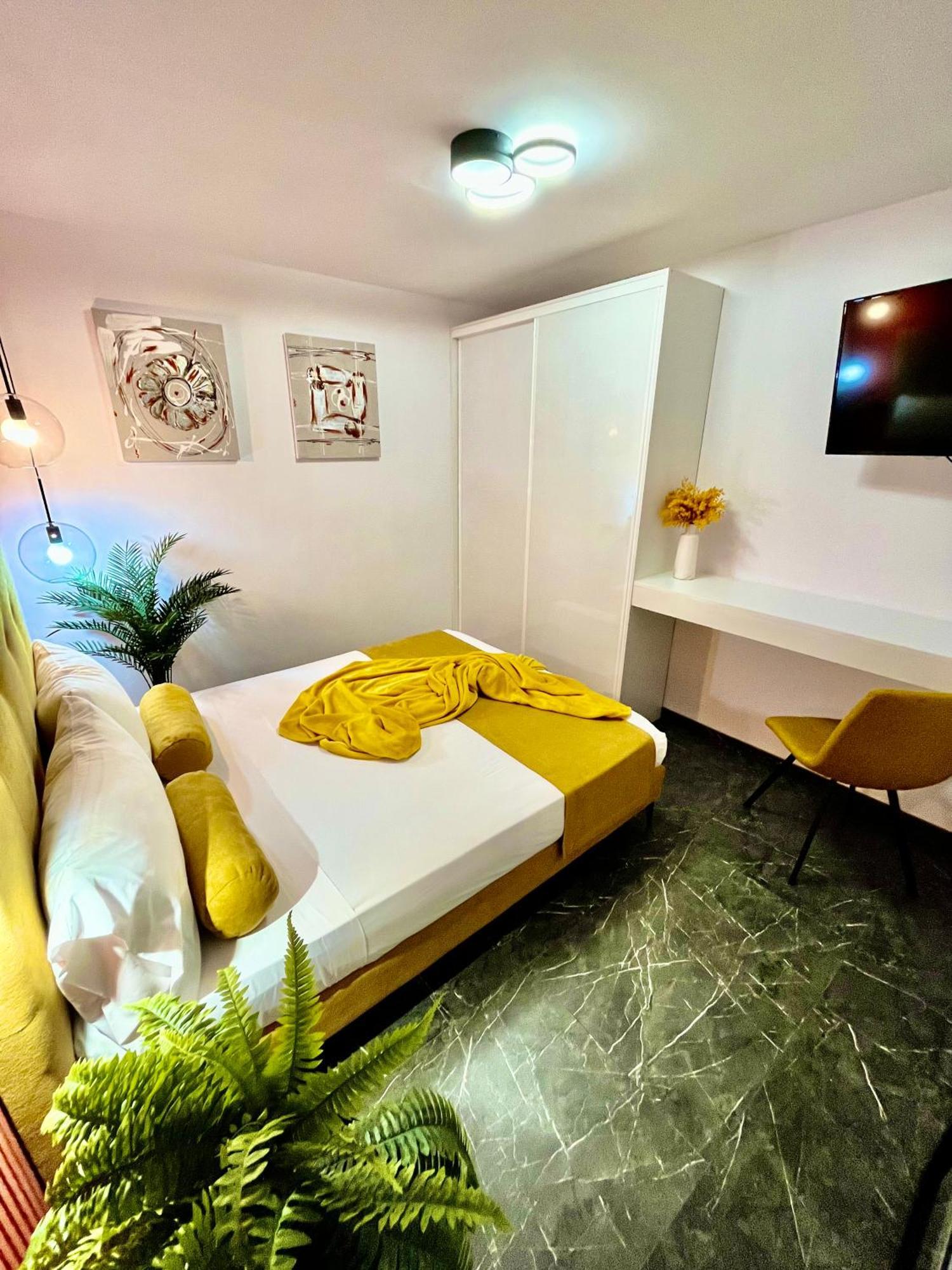 Elegante Apartamento Tres Colores Alicante Exterior photo